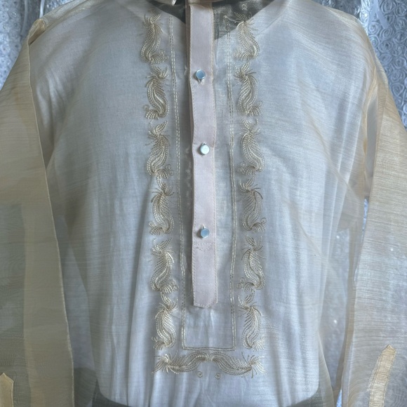 Beige/cream Pina Organza Men’s Traditional Barong Tagalog w/ Classic Embroidery - Picture 8 of 11